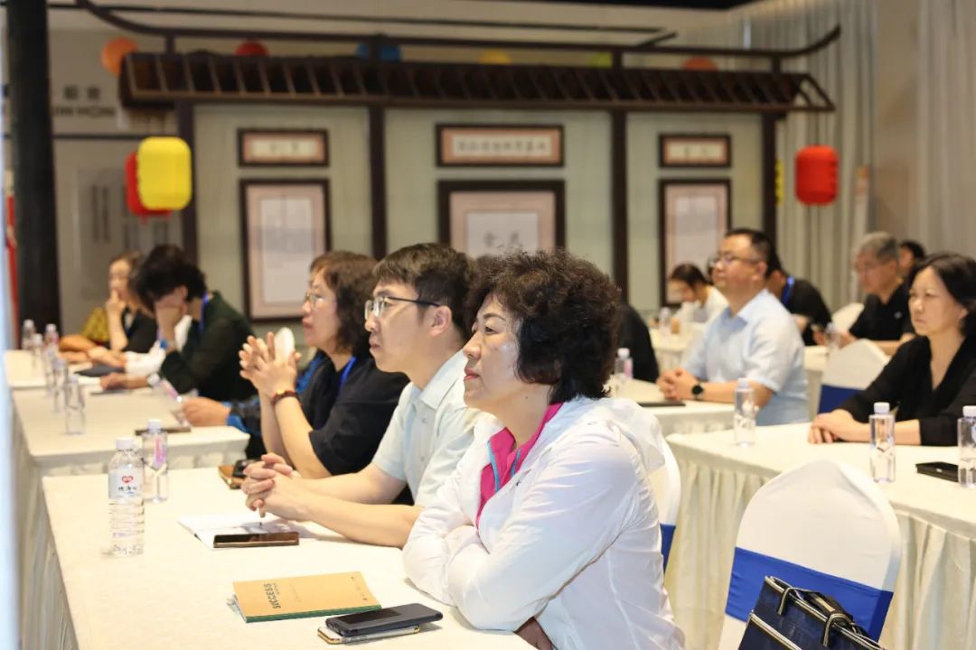 1820bcd6f55545a1c7f06a8c650cbf08.jpg